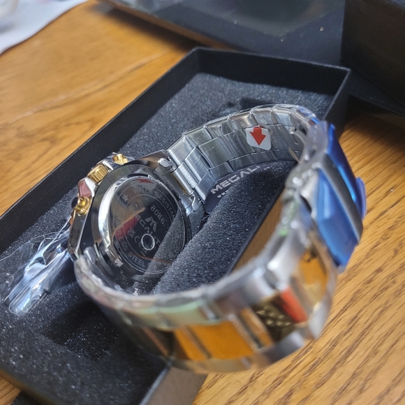 Man's watch - Picture 4 of 6